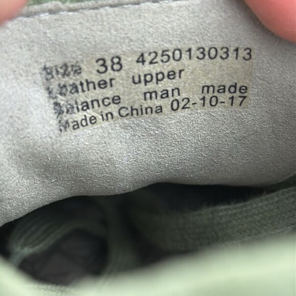 Dansko Charlie Sage Green Leather Women’s Sz 7.5-8/EU 38 Perforated Lace Sneaker - Picture 6 of 10